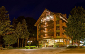 Гостиница Hotel Laghetto Gramado  Грамаду